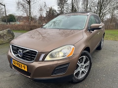 Volvo XC60 - 2.4 D5 AWD Summum