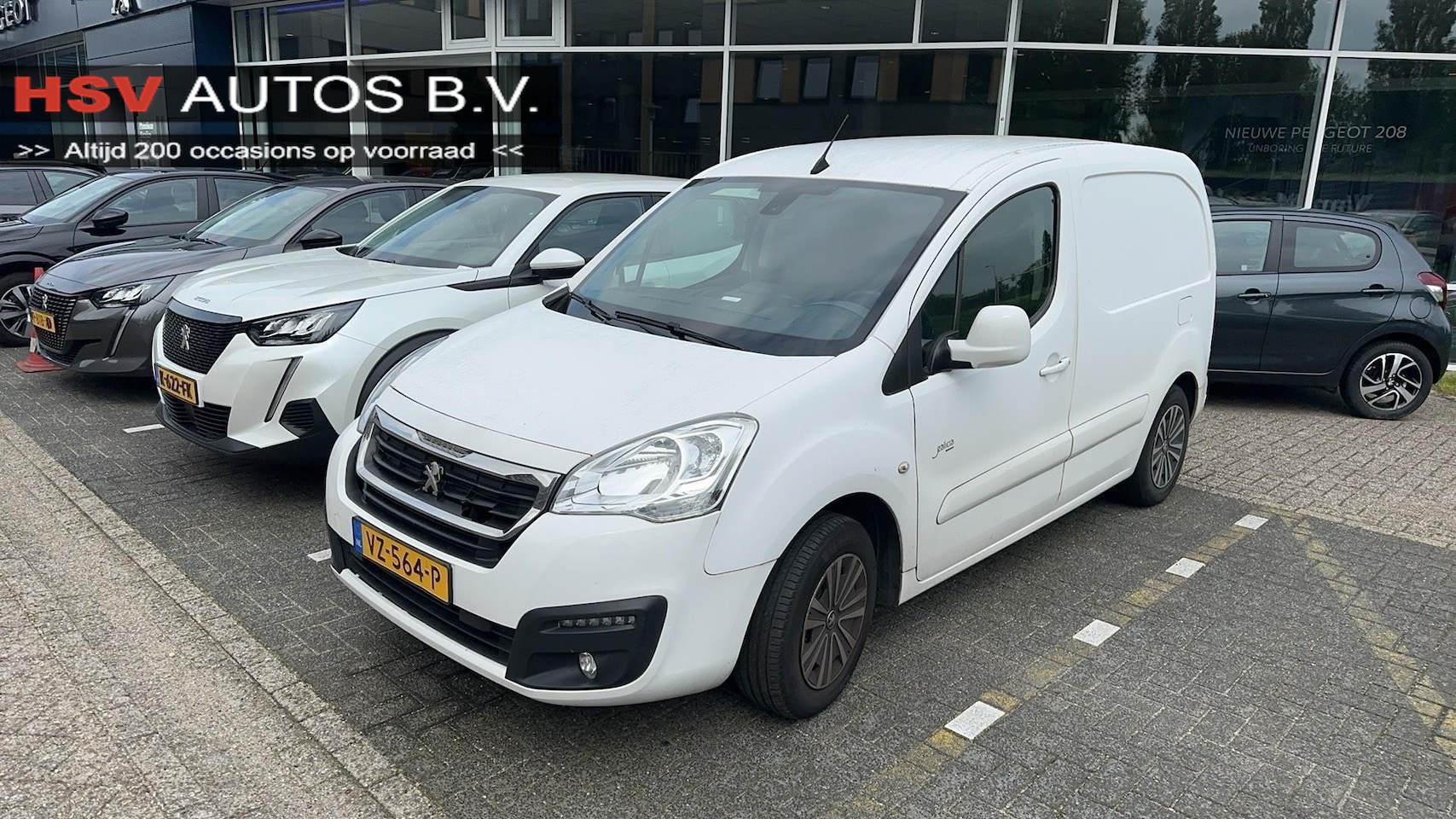 Peugeot Partner - 120 1.6 BlueHDi 100 L1 Première S&S - AutoWereld.nl