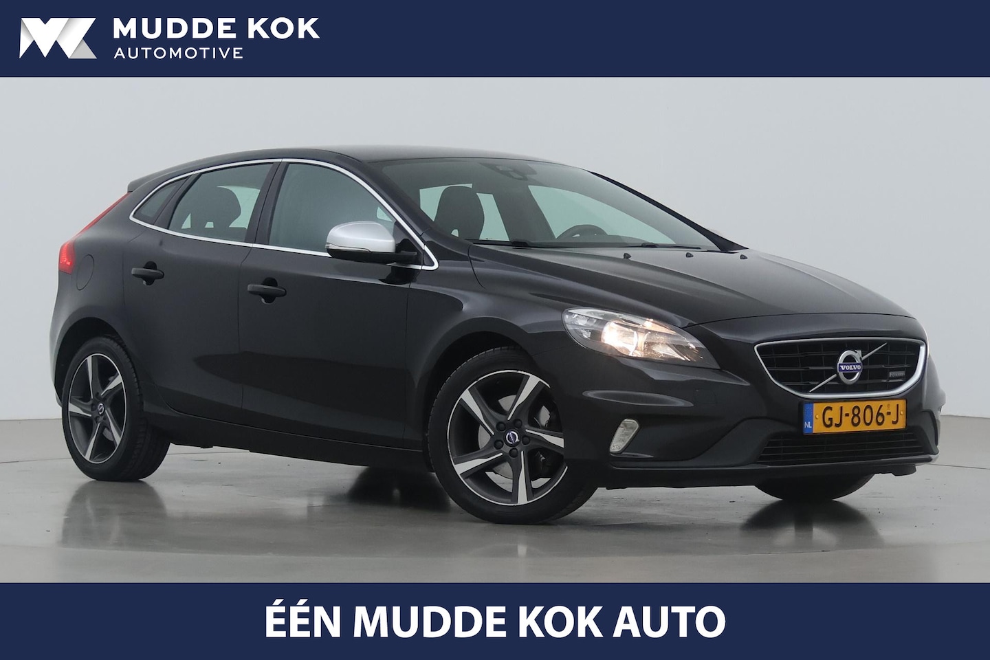 Volvo V40 - T3 R-Design | Cruise Control | Navigatie | PDC Achter | 17 Inch - AutoWereld.nl