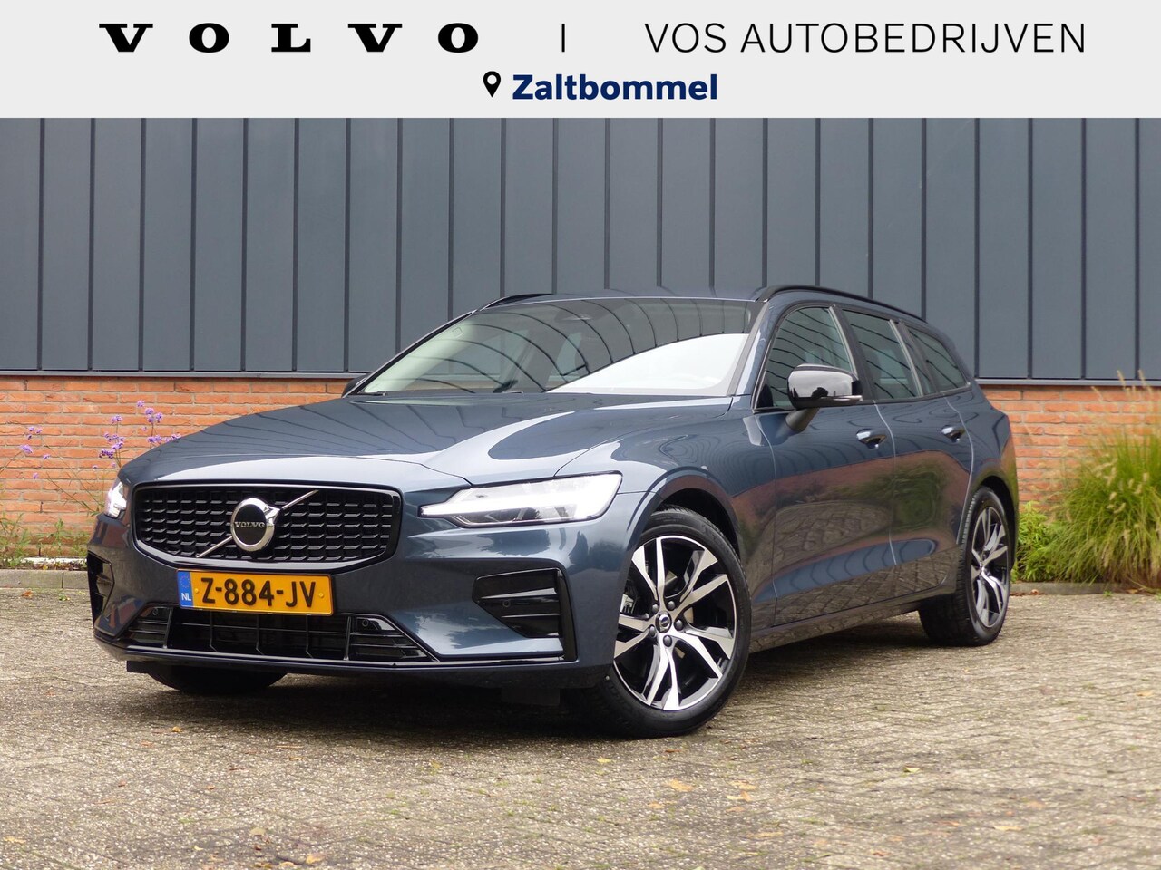 Volvo V60 - 2.0 B4 Plus Dark 2.0 B4 Plus Dark - AutoWereld.nl