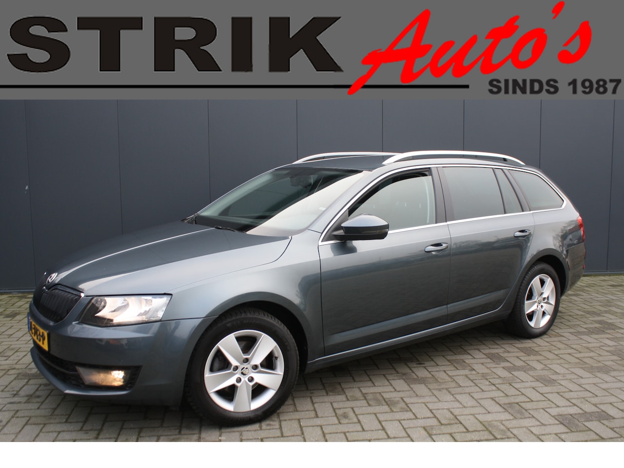 Skoda Octavia Combi - 2.0 TDI EURO 6 Ambition Businessline NAVIGATIE - PDC - TREKHAAK - AutoWereld.nl