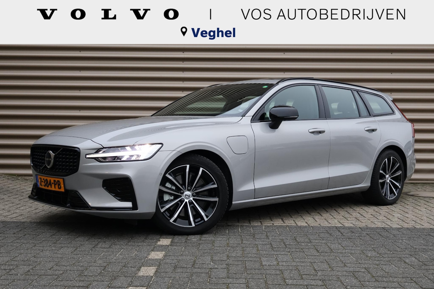 Volvo V60 - 2.0 T6 Plug-in hybrid AWD Plus Dark - AutoWereld.nl