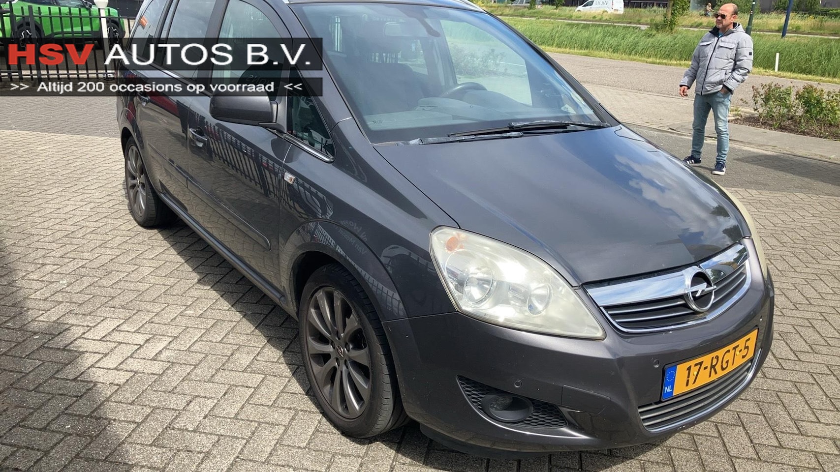 Opel Zafira - 1.8 Cosmo 7p airco LM navigatie org NL - AutoWereld.nl