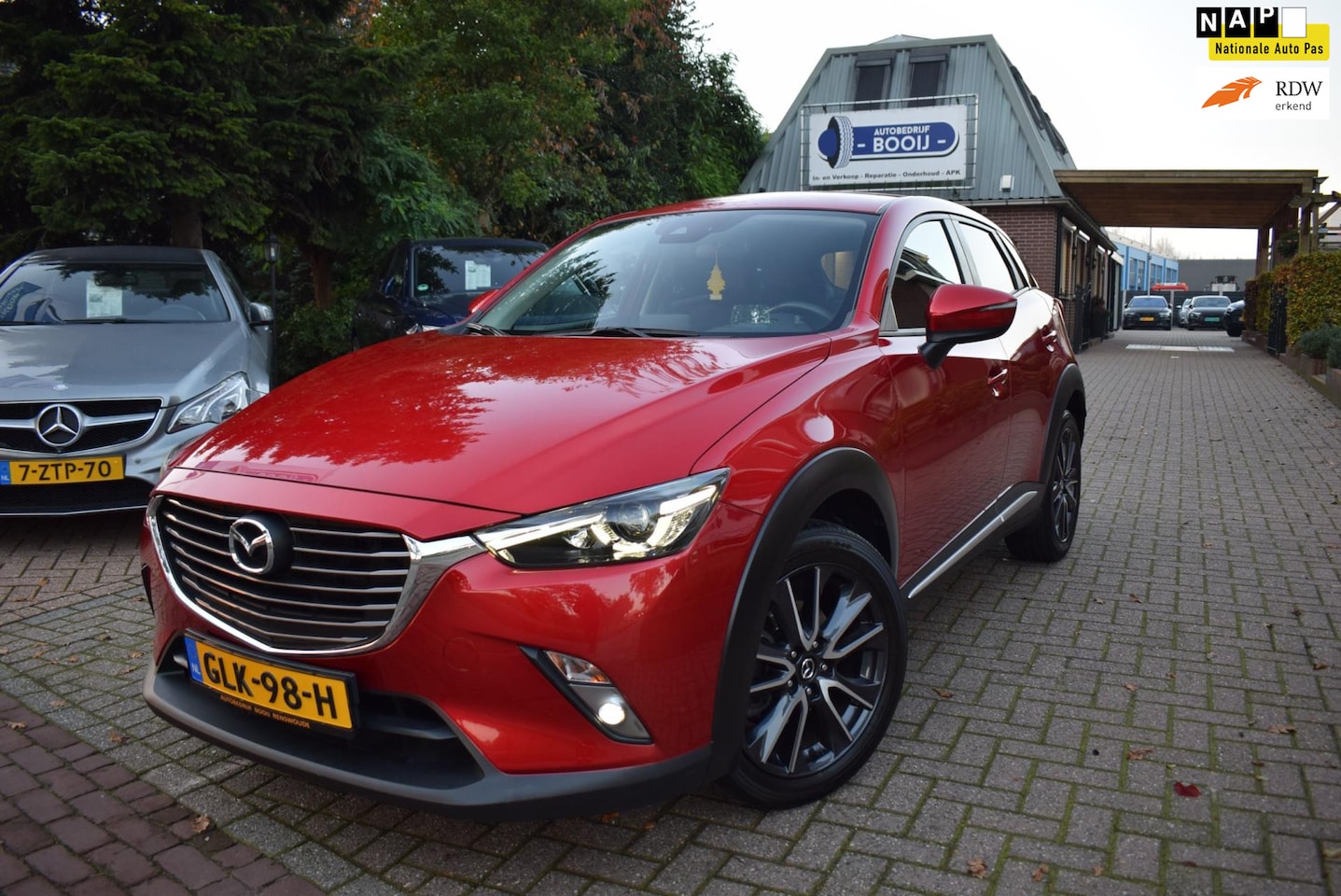 Mazda CX-3 - 2.0 SkyActiv-G 120 Dynamic AUTOM/NAVI/AIRCO-ECC/CRUISE/TREKH/CAMERA/XENON/BLUETOOTH/LEDER/ - AutoWereld.nl