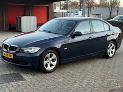 BMW 3-serie - 318d High Executive