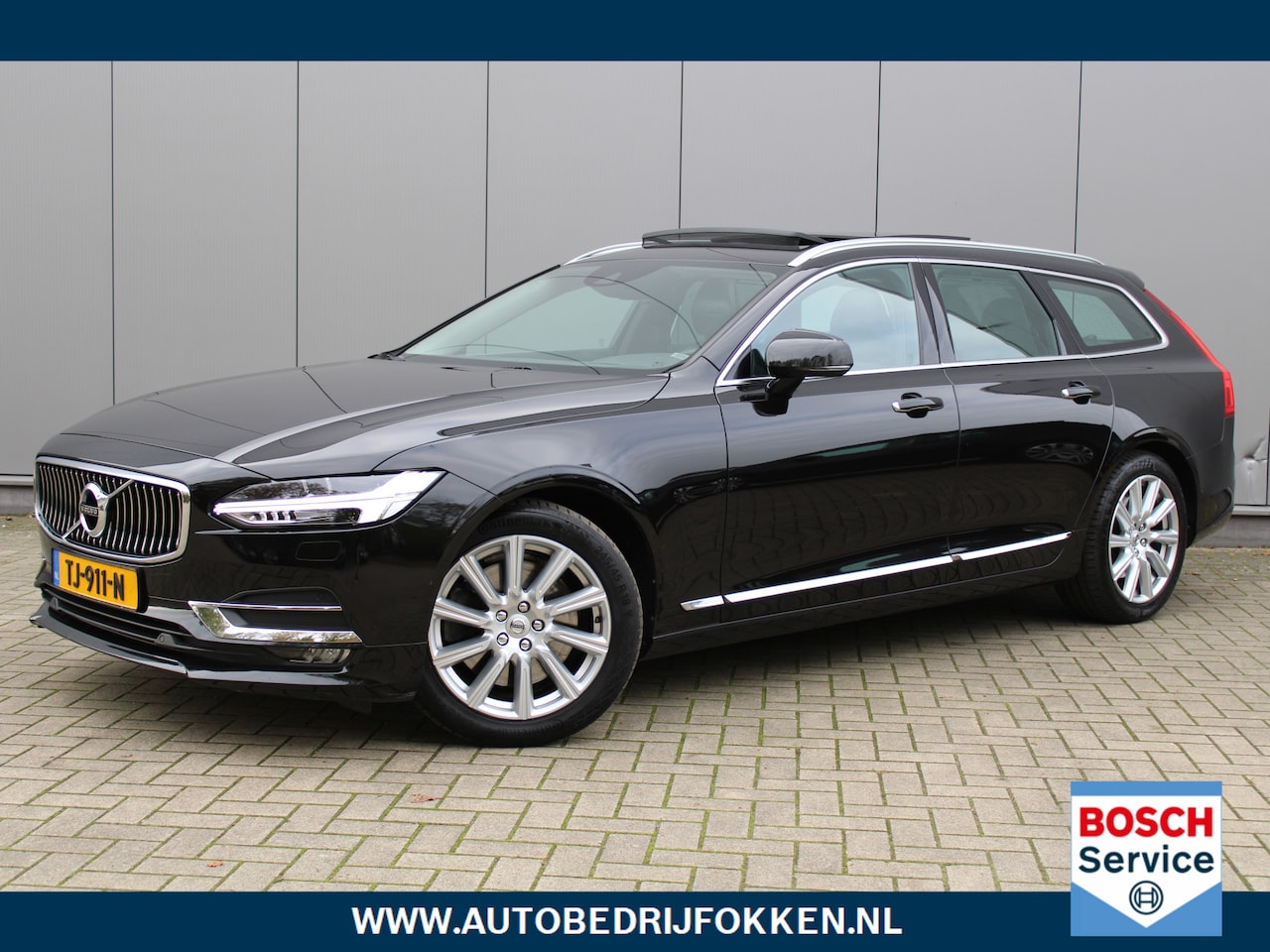 Volvo V90 - 2.0 T4 Inscription Pano|Navi|Clima|Cruise|LM-Velgen|Audio - AutoWereld.nl