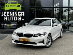 BMW 3-serie - 318d Executive Edition | Navi | Automaat |