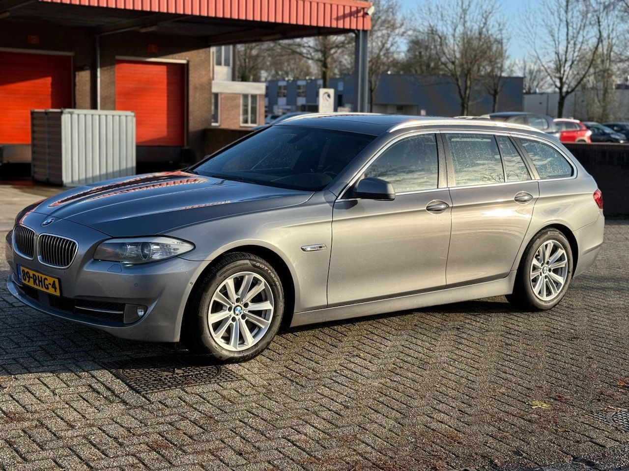 BMW 5-serie Touring - 530d High Executive / PANO / 360 Camera / 1 JAAR APK / LEER ETC. - AutoWereld.nl