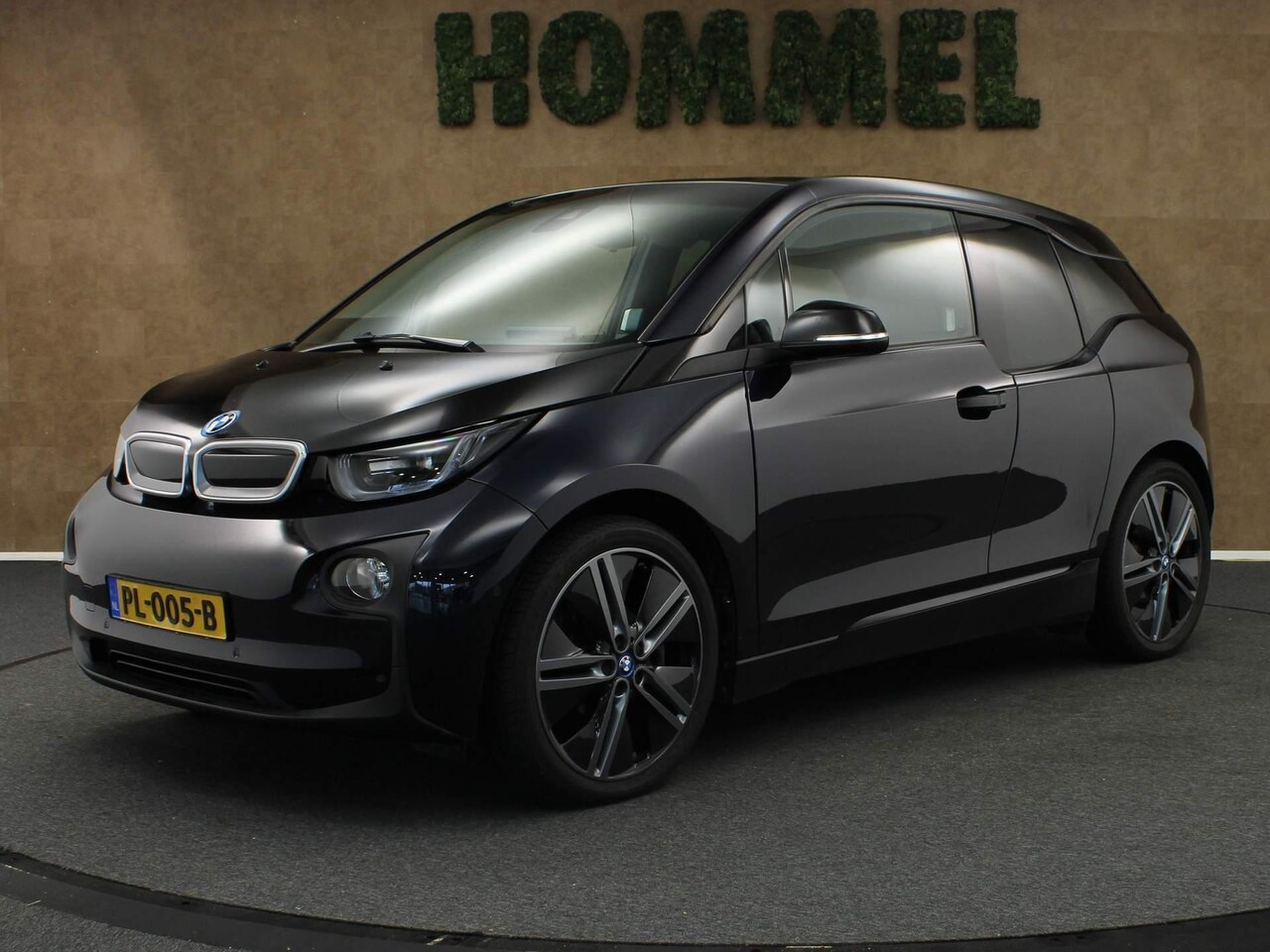 BMW i3 - Basis 94Ah 33 kWh - ORIGINEEL NEDERLANDSE AUTO - CRUISE CONTROL - NAVIGATIESYSTEEM - LEDER - AutoWereld.nl