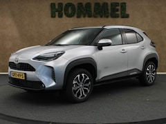 Toyota Yaris Cross - 1.5 Hybrid 130 Dynamic Team D - NIEUW UIT VOORRAAD - NAVIGATIE - 17 INCH LICHT METALEN VEL