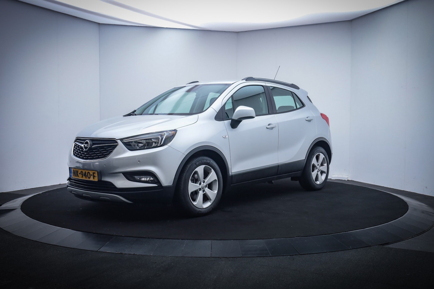 Opel Mokka X - 1.4Turbo EDITION CAMERA/CARPLAY/DAB+/NAVI/TREKHAAK/CLIMA/CRUISE/LMV - AutoWereld.nl