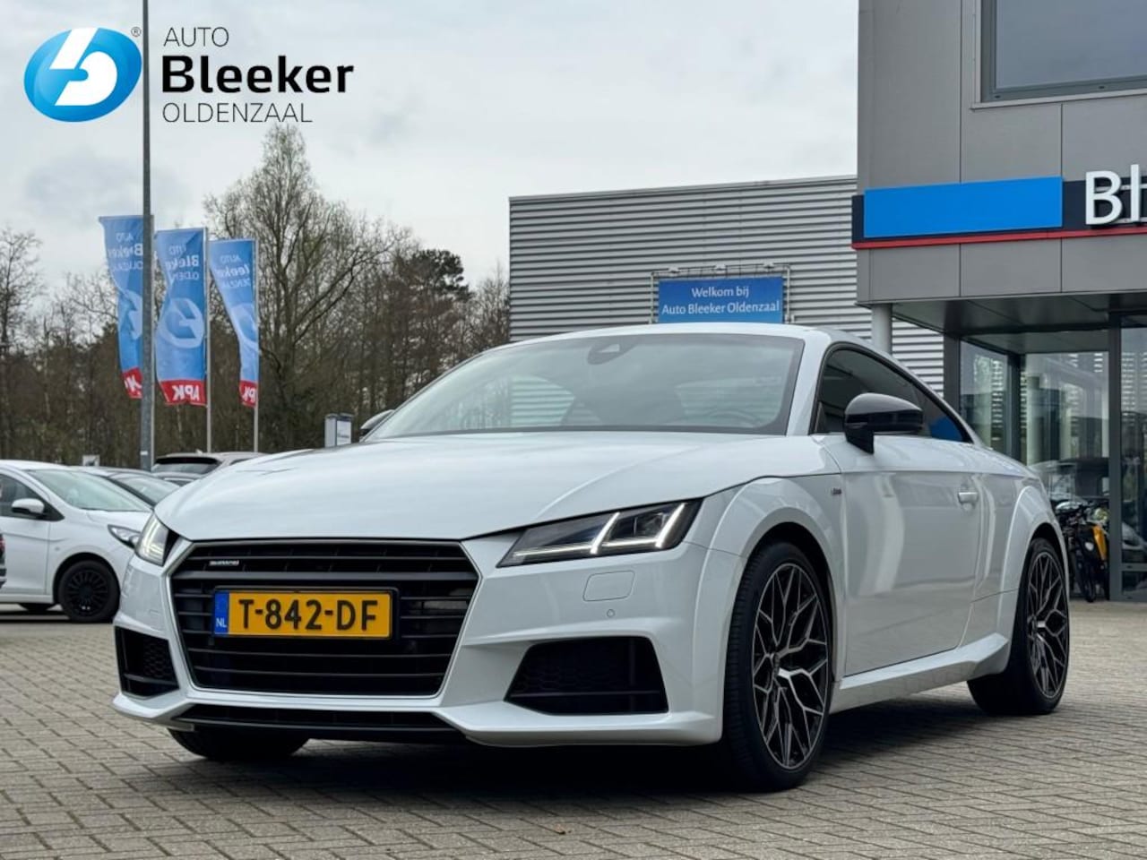 Audi TT - 2.0 TFSI quattro Pro Line S 2.0 TFSI 230Pk Quattro Pro Line S Leder PDC - AutoWereld.nl