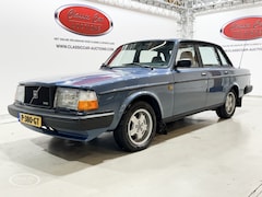 Volvo 244 - Turbo - ONLINE AUCTION