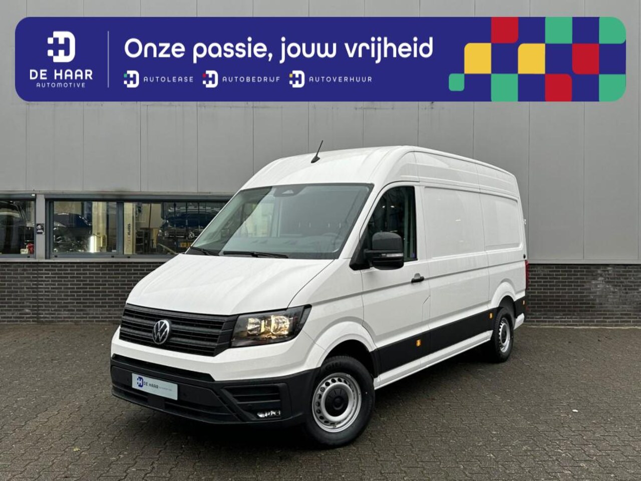 Volkswagen Crafter - 35 2.0 TDI L3H3 140PK - NIEUW MODEL ! Nieuw snel leverbaar! - AutoWereld.nl