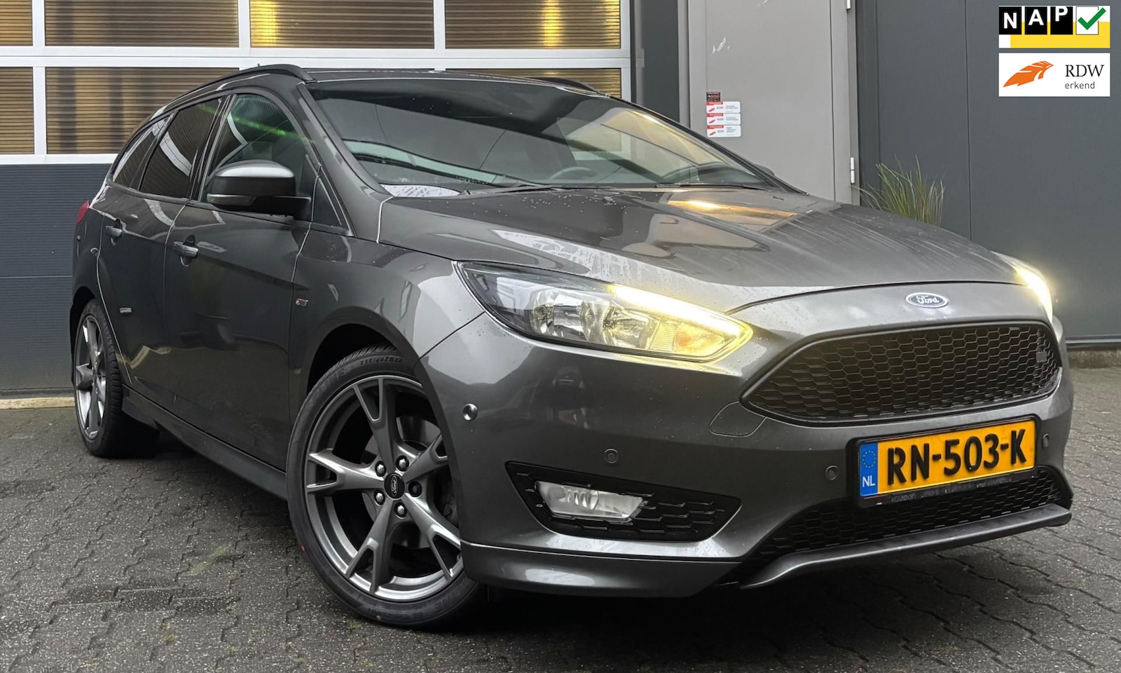 Ford Focus Wagon - 1.5 ST-Line*NAP*LED*NAVI*CRUISE*VOL ONDERHOUD - AutoWereld.nl