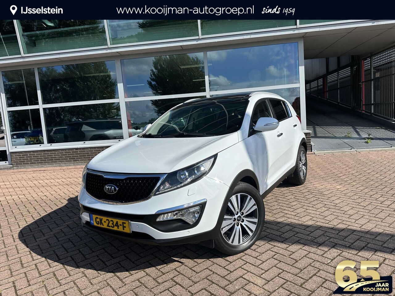 Kia Sportage - 2.0 ExecutiveLine | Elektr. Glazen Panorama dak | Achteruitrij camera | Keyless entry | Pa - AutoWereld.nl