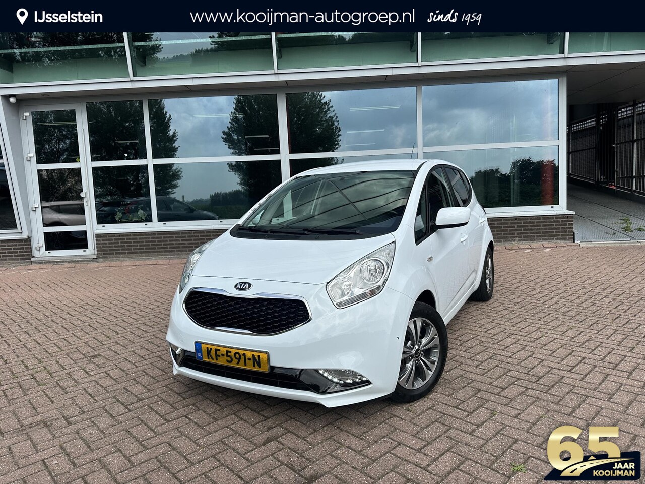 Kia Venga - 1.4 CVVT DynamicPLusLine | Hoge perfecte instap | Armsteun voor | Achterbank in delen neer - AutoWereld.nl