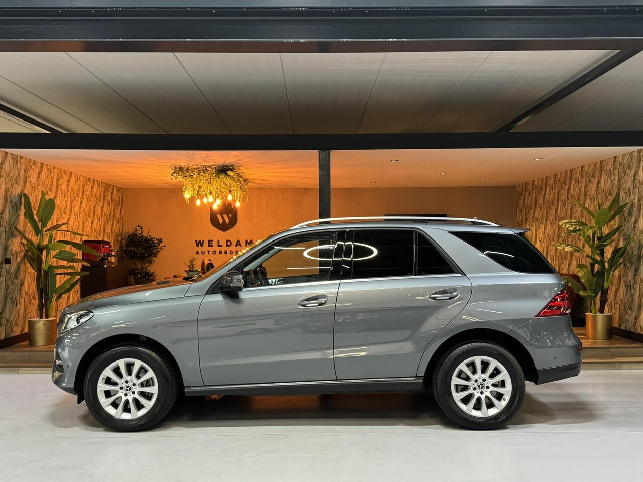 Mercedes-Benz GLE-Klasse - 400 4MATIC Garantie Navi Cruise Clima Rijklaar - AutoWereld.nl