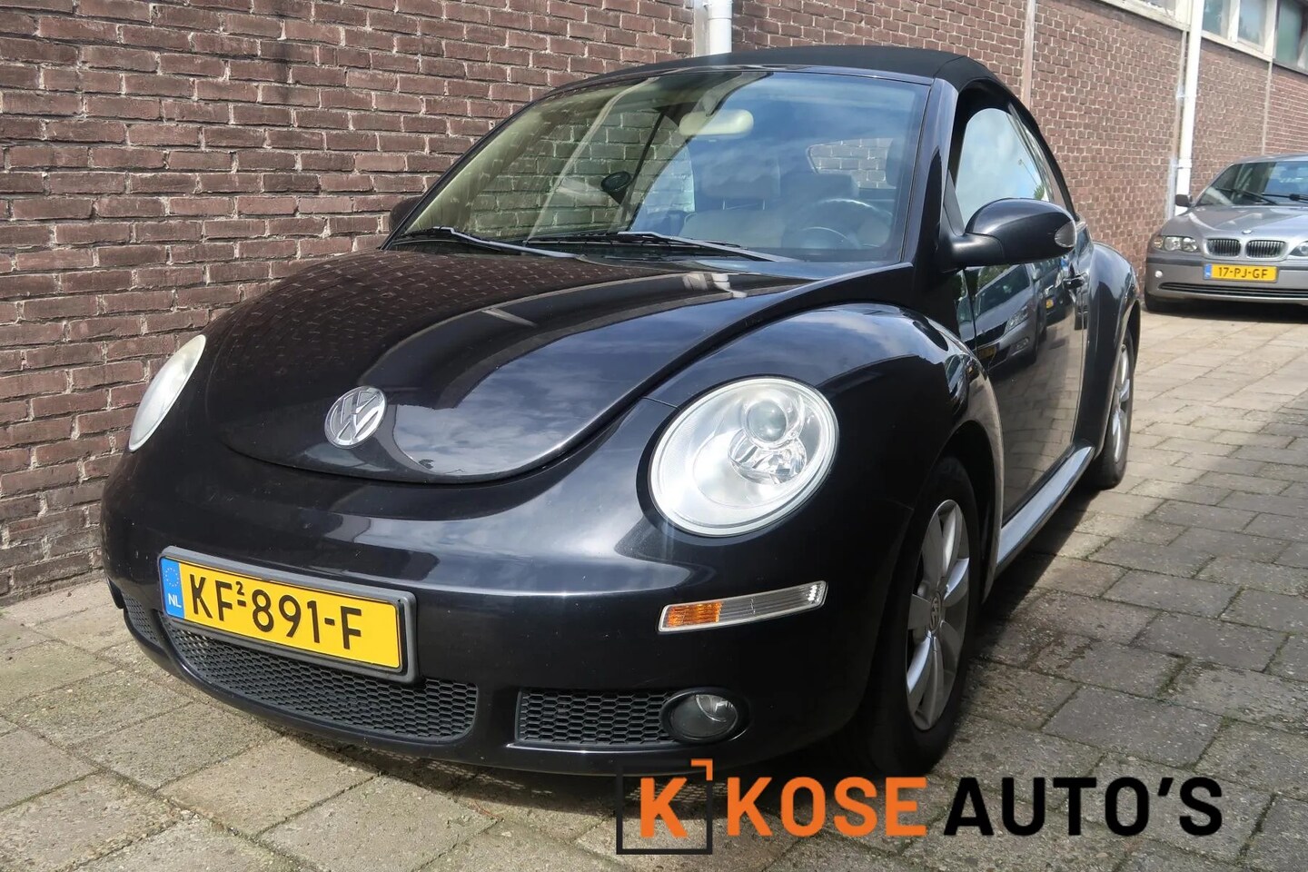 Volkswagen New Beetle Cabriolet - 1.6 Highline 1.6 Highline, VOLLEDIGE ONDERHOUDSBOEKJES, LM VELGEN, LEDEREN BEKLEDING, CABRIO, STOELVERW - AutoWereld.nl