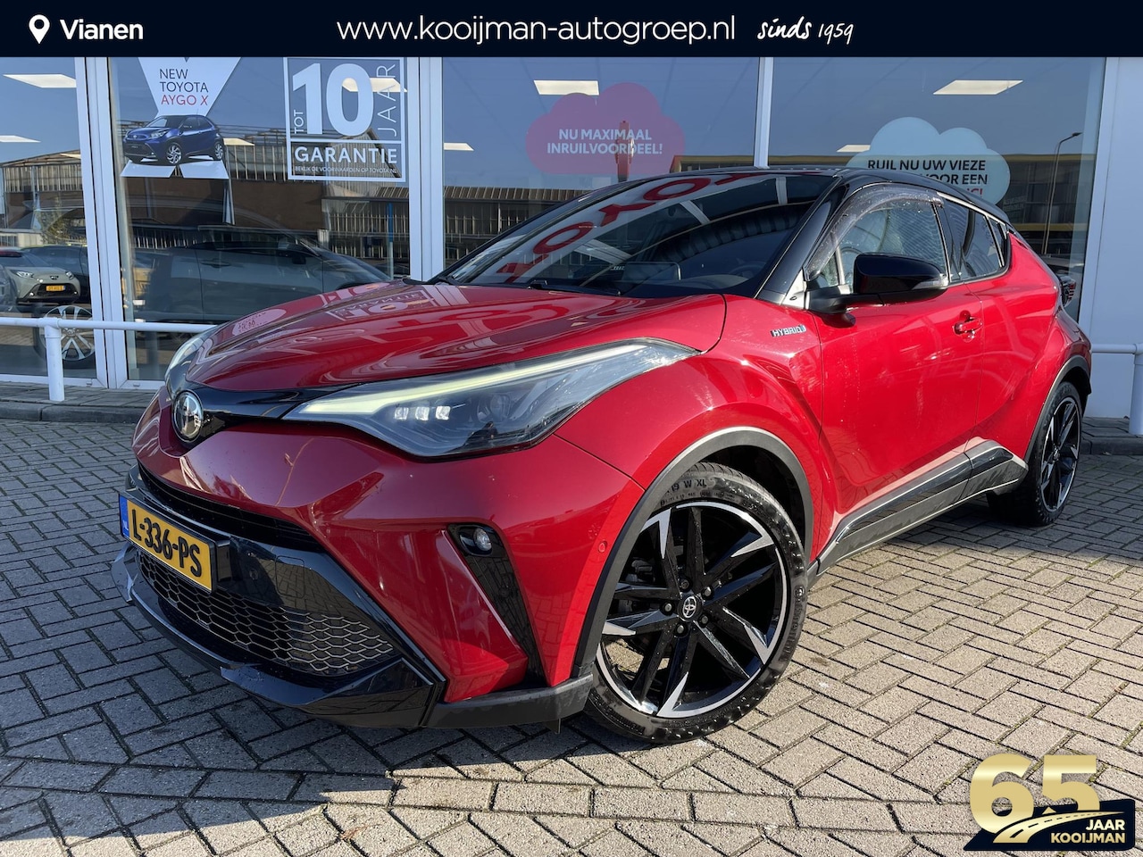 Toyota C-HR - 1.8 Hybrid GR-Sport 1e eigenaar, Nieuwstaat, Trekhaak, 1e eigenaar, hele nette auto! Deale - AutoWereld.nl