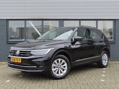 Volkswagen Tiguan - 1.4 TSI eHybrid Life Business | trekhaak wegklapbaar | camera | adaptive cruise