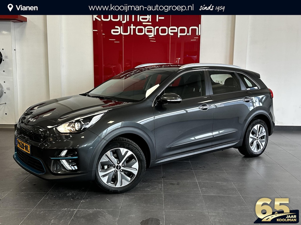 Kia e-Niro - DynamicLine 64 kWh | Stoel/Stuurverwarming | Parkeersensoren achter | Keyless entry- & sta - AutoWereld.nl