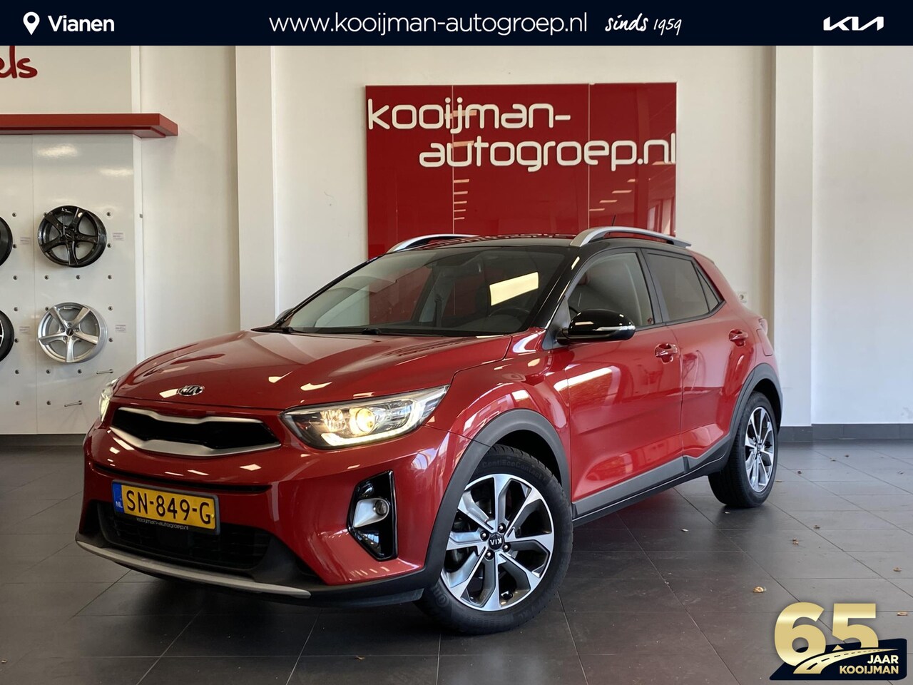 Kia Stonic - 1.0 T-GDi DynamicLine | Two-Tone uitvoering met zwart dak | Full map navigatie | Achteruit - AutoWereld.nl