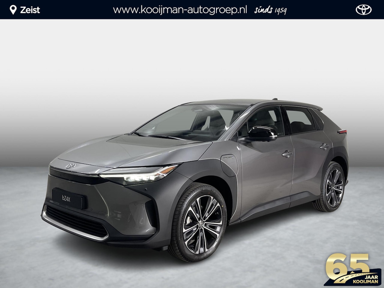 Toyota bZ4X - Premium 4WD 71 kWh Direct leverbaar, Solar panel, Apple carplay/android auto, Stoelverwarm - AutoWereld.nl