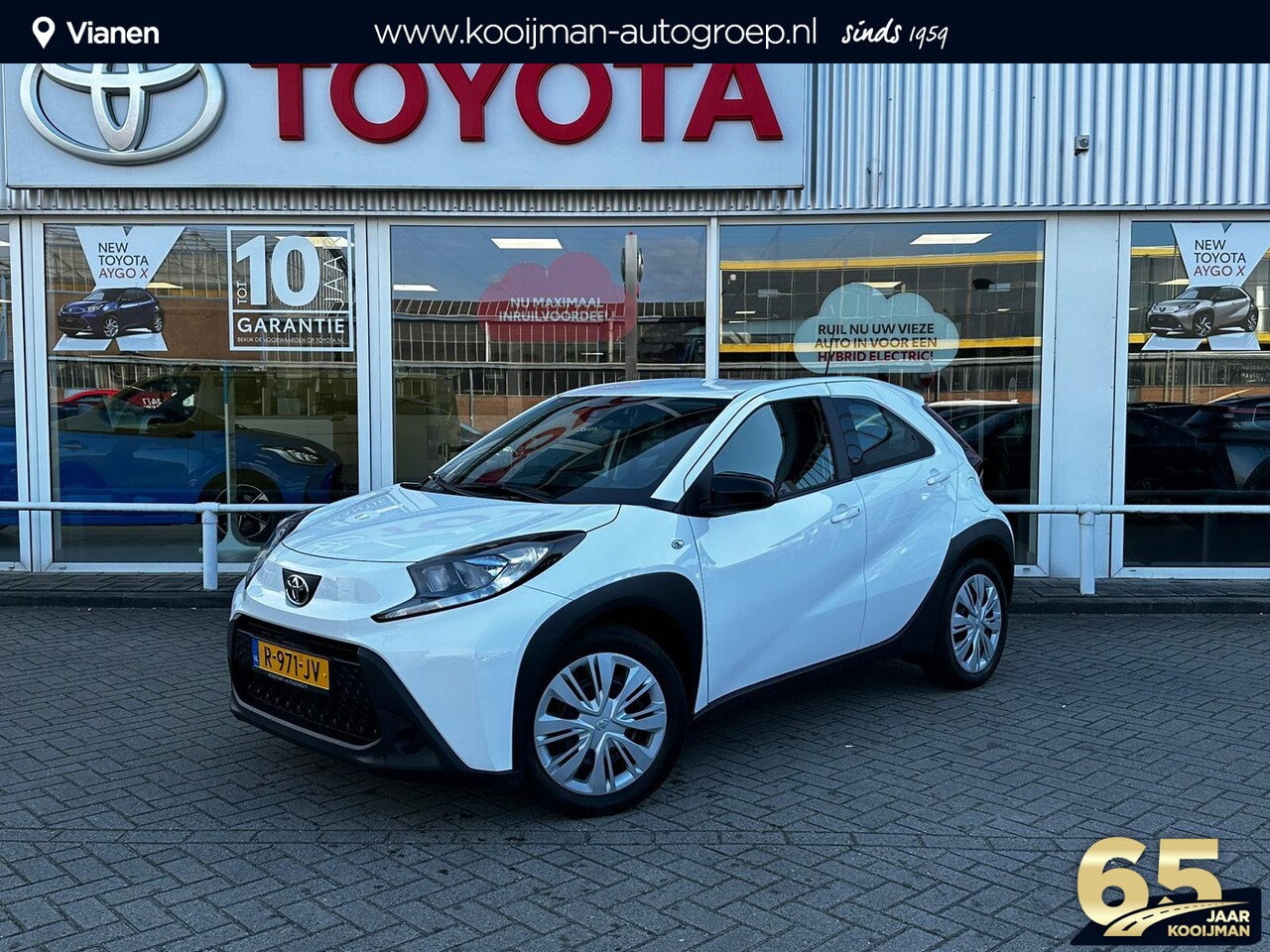 Toyota Aygo X - 1.0 VVT-i MT Play Apple carplay, android auto, Adaptieve cruise control, Airco ETC. - AutoWereld.nl