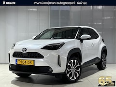 Toyota Yaris Cross - 1.5 Hybrid Business Plus | Parkeersensoren | Stoelverwarming | Full map navigatie | Achter