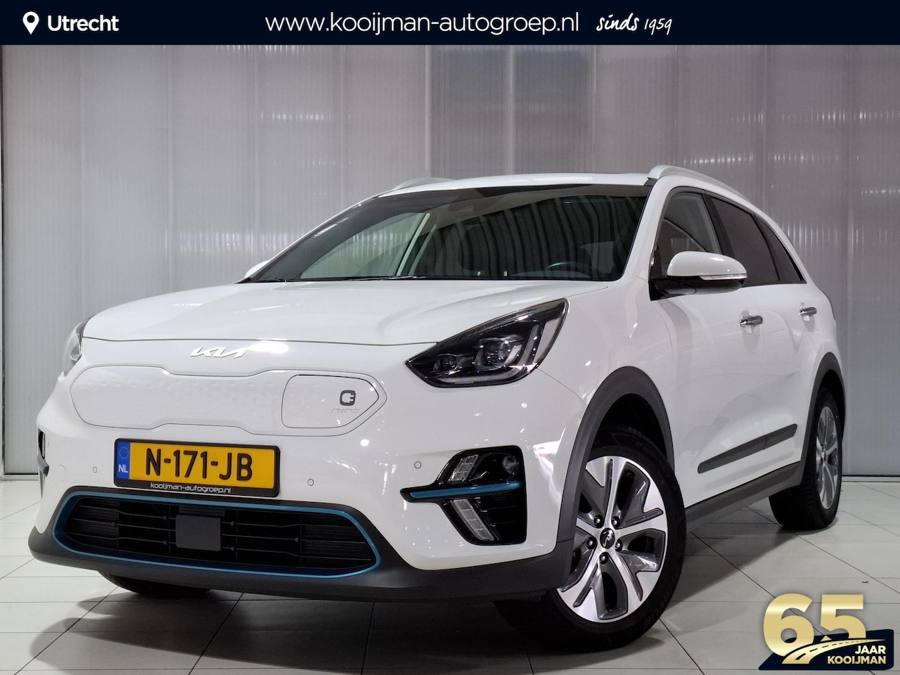 Kia e-Niro - ExecutiveLine 64 kWh meest luxe uitvoering | Uniek lage KM stand | 1e eigenaar | NL auto | - AutoWereld.nl