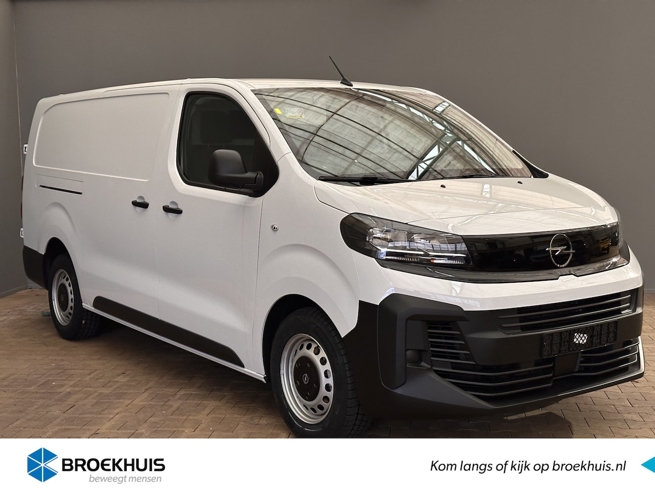 Opel Vivaro - 2.0 Diesel S&S L3 145PK Automaat | Camera | Trekhaak | Houten Vloer | Apple/Android Carpla - AutoWereld.nl