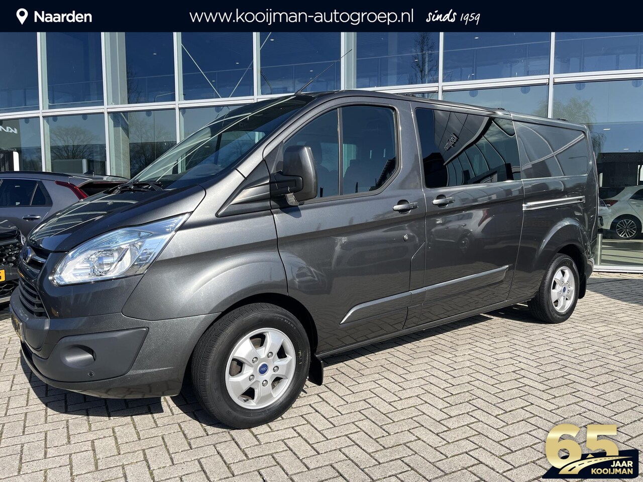 Ford Transit Custom - 290 2.2 TDCI L2H1 Limited DC DUBBEL CAB LANGE WIELBASIS, Trekhaak, Parkeersensoren, Naviga - AutoWereld.nl