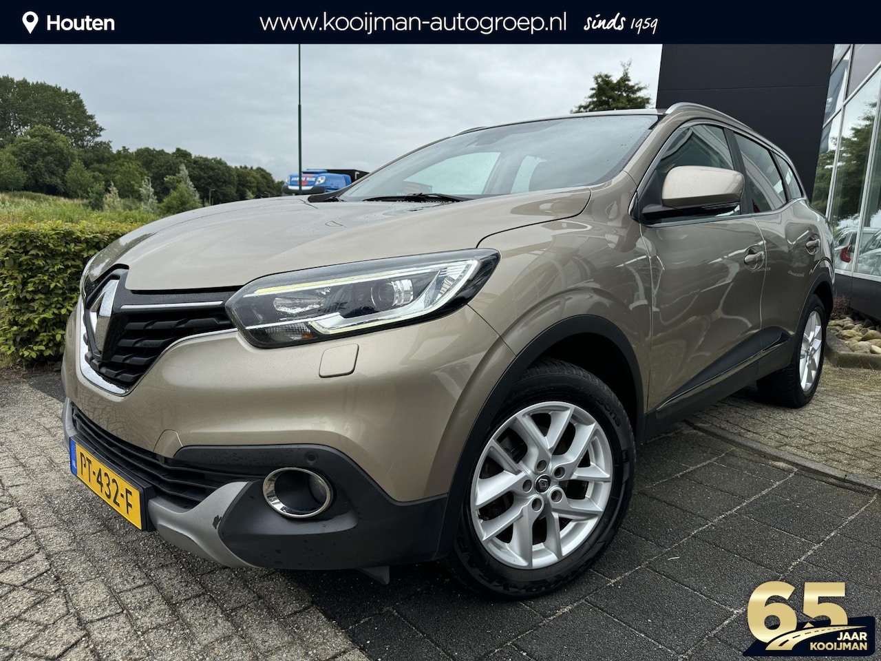 Renault Kadjar - 1.2 TCe Zen | Trekhaak | Keyless entry- & Start| Half Leder | Stoelverwaming | Parkeersens - AutoWereld.nl