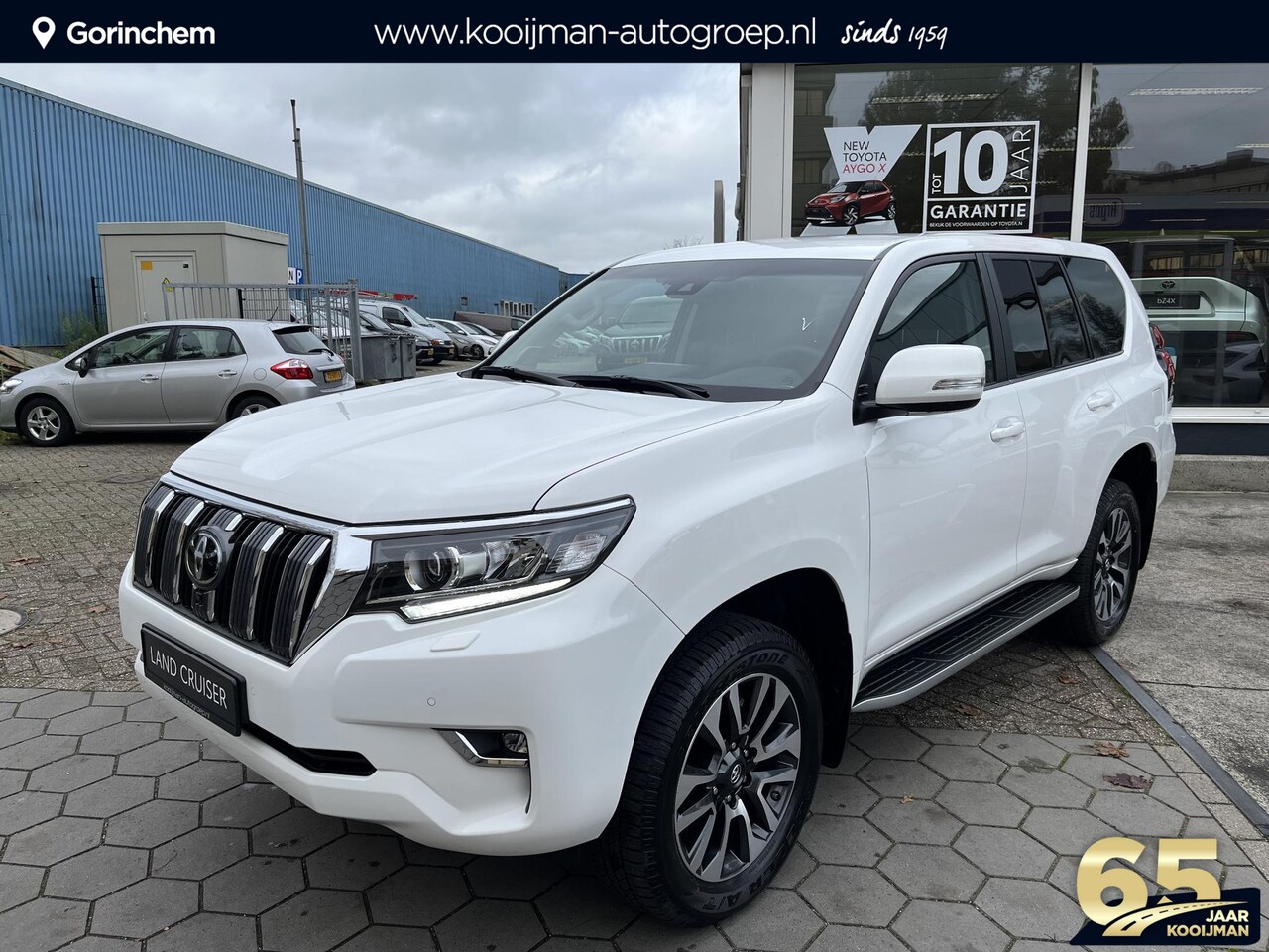 Toyota Land Cruiser - 2.8 D-4D-F Professional Window Van | NIEUW EN NOG DIT JAAR LEVERBAAR | EXCL. BTW | BPM VRI - AutoWereld.nl