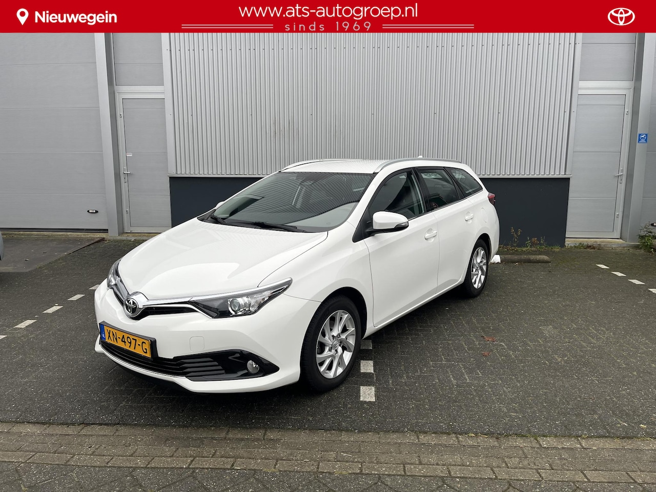 Toyota Auris Touring Sports - 1.2T Energy , org NL en 1e eigenaar, trekhaak, 57.000 km, 1.300 Kg trekgewicht - AutoWereld.nl