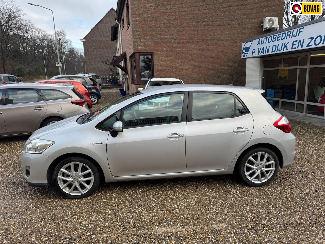 Toyota Auris - 1.8 Full Hybrid Executive VERWACHT - AutoWereld.nl