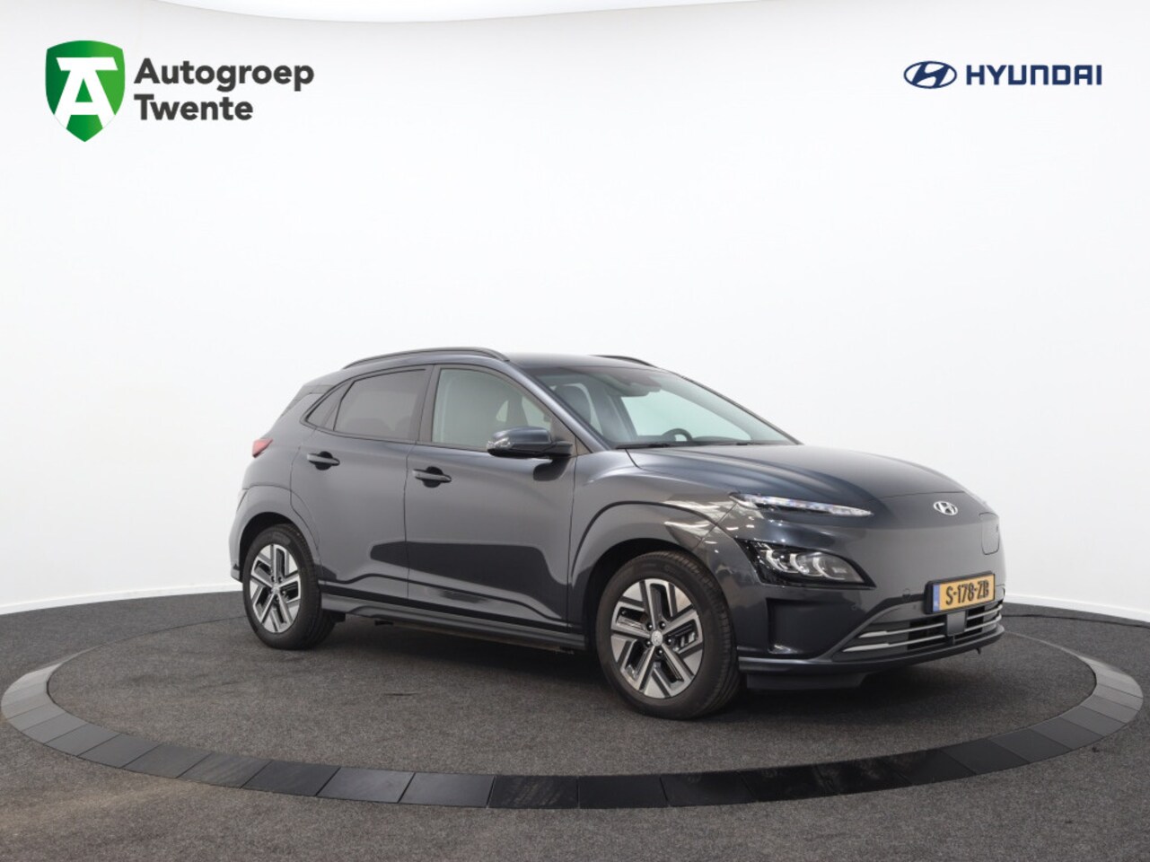 Hyundai Kona Electric - EV Premium 64 kWh | 3 Fase | Private lease 549 p/m - AutoWereld.nl