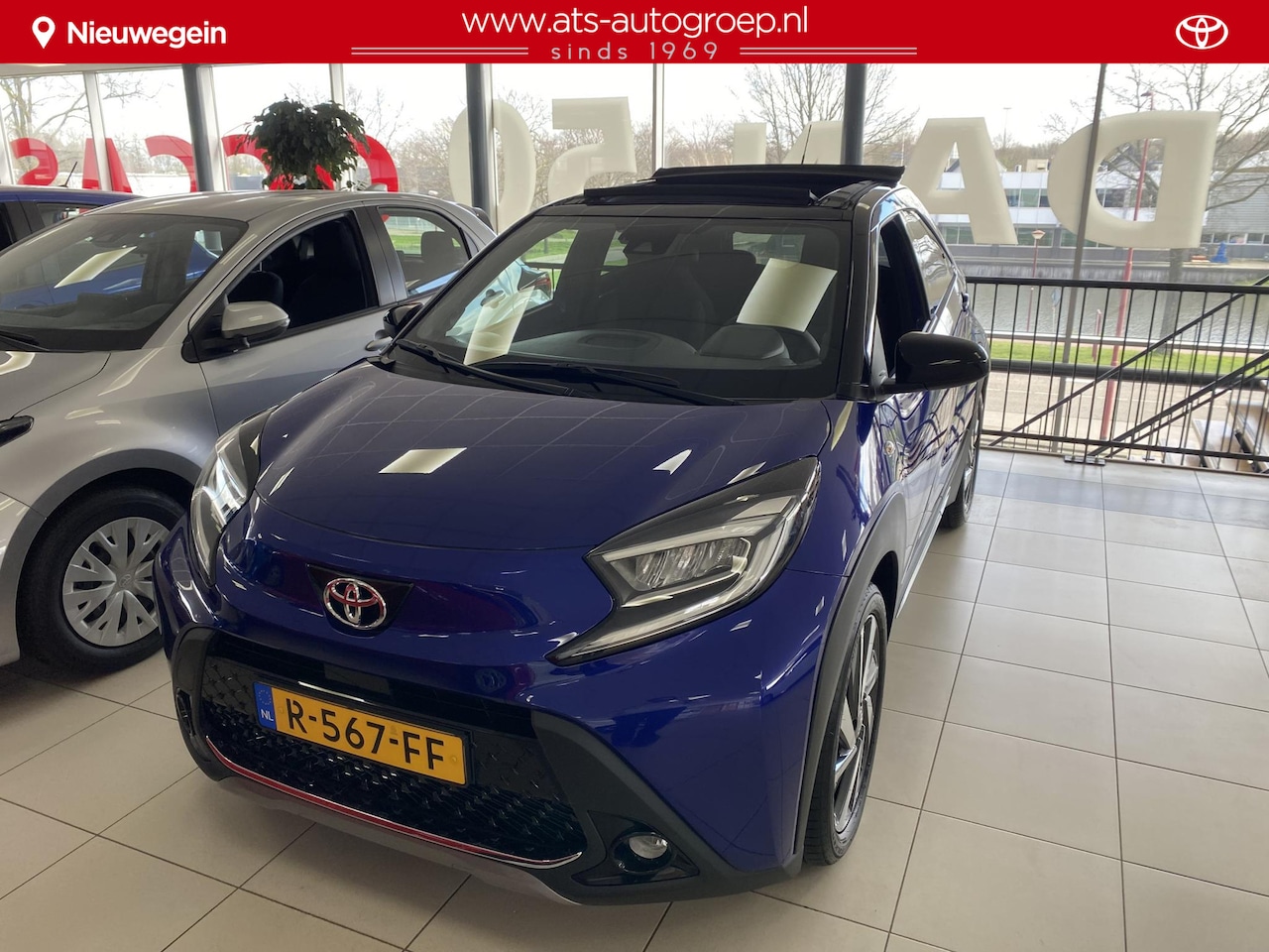 Toyota Aygo X - 1.0 VVT-i MT Envy | Cabrio | 13.500 km | Nieuwstaat | Origineel NL | 1e eigenaar - AutoWereld.nl