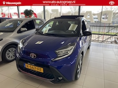 Toyota Aygo X - 1.0 VVT-i MT Envy Aygo X 1.0 VVT-i MT envy | Cabrio | 13.500 km | Nieuwstaat | Origineel N