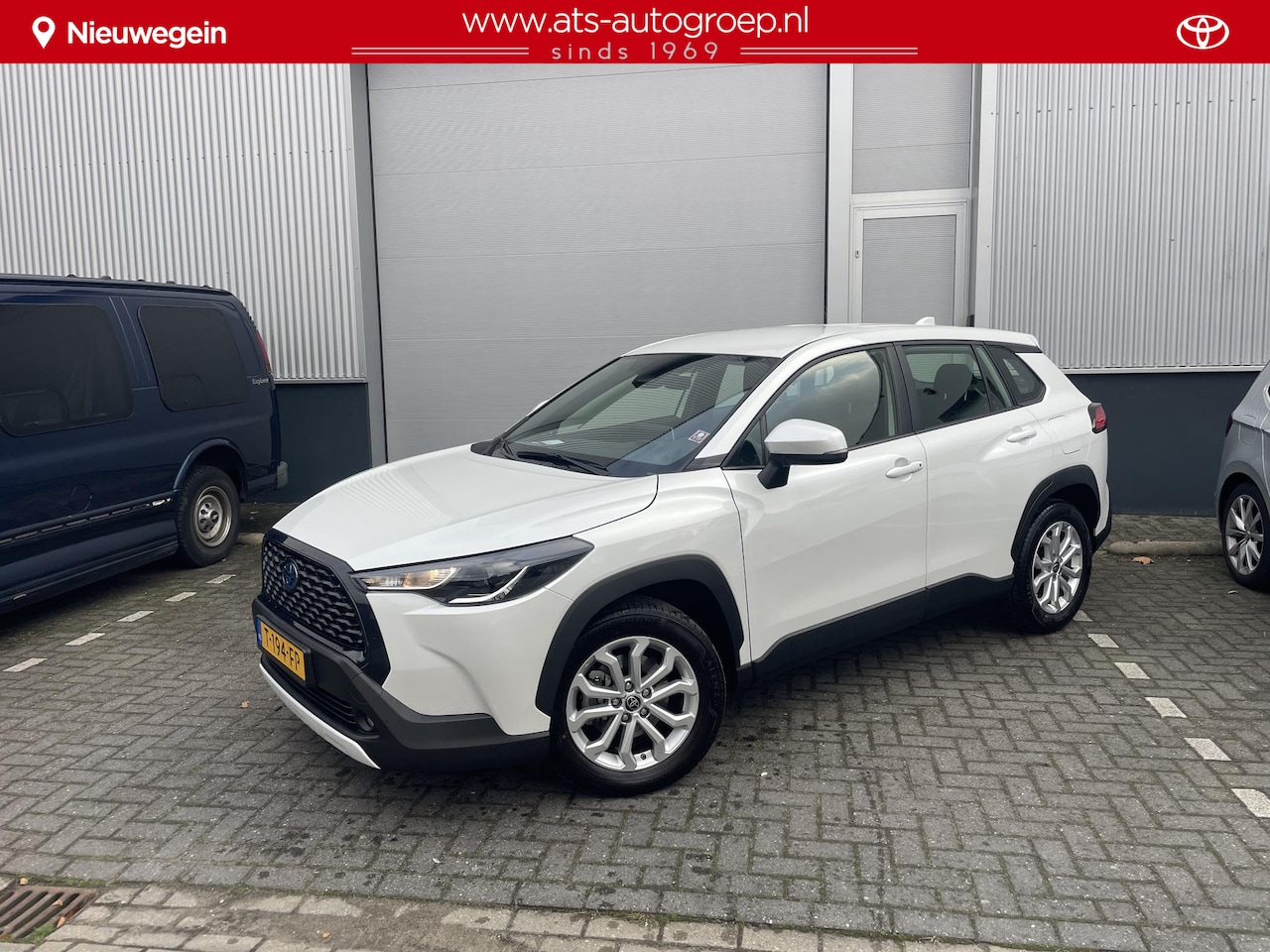 Toyota Corolla Cross - 2.0 High Power Hybrid Active | 2x op voorraad (Manhattan Grey & Pearl White) | Origineel N - AutoWereld.nl