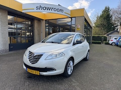 Lancia Y(psilon) - Ypsilon 0.9 TwinAir Gold Airco