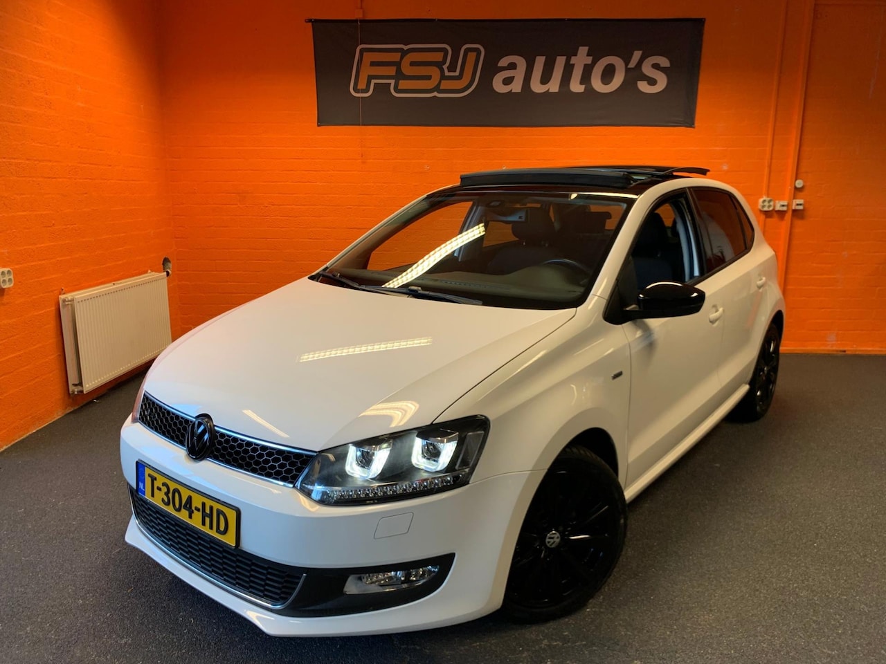 Volkswagen Polo - 1.2 TSI / HIGHLINE / PANODAK / AIRCO!! - AutoWereld.nl