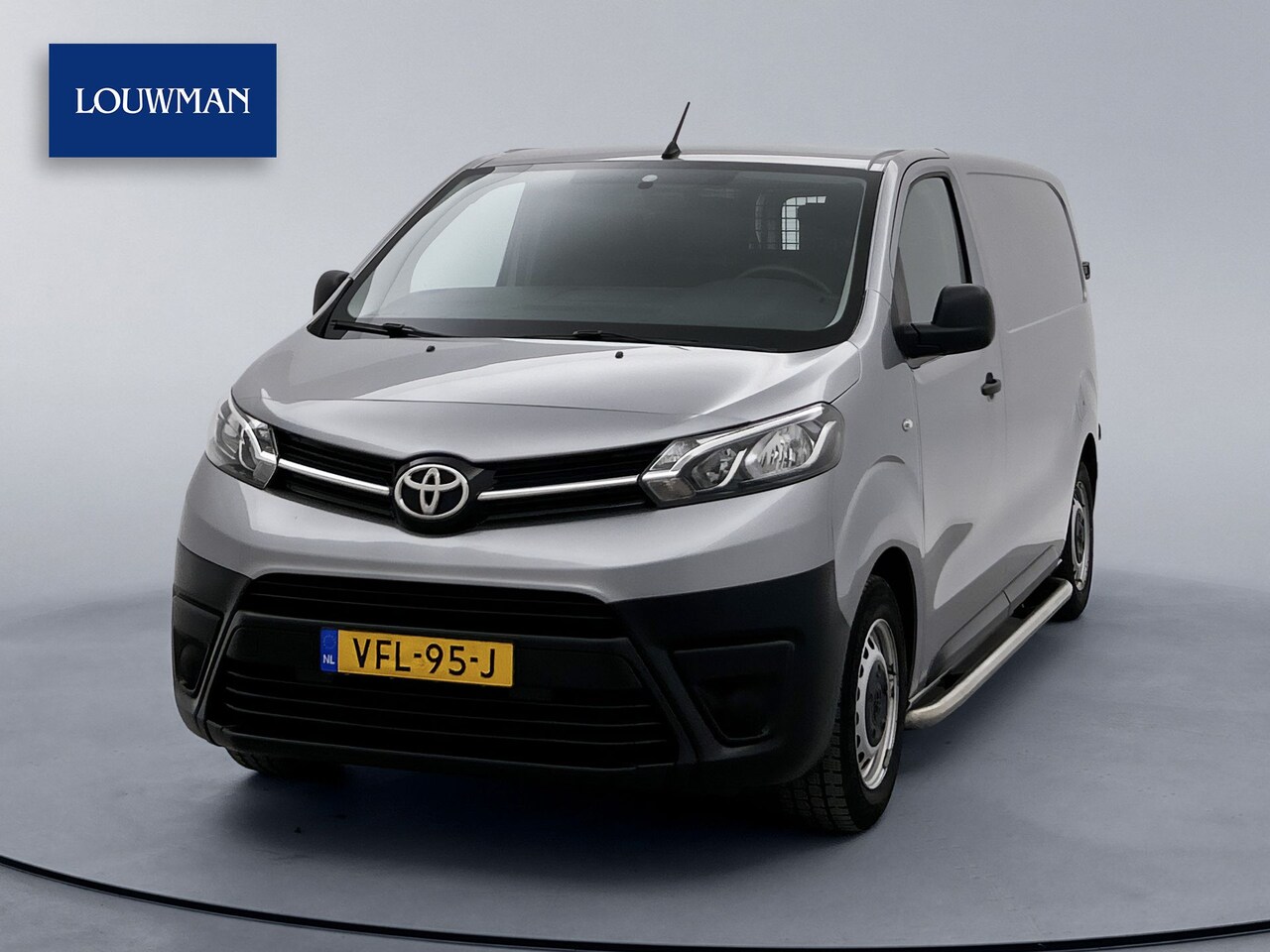 Toyota ProAce Worker - 1.5 D-4D Cool Comfort L2 1.6 D-4D Cool Comfort Achteruitrijcamera Betimmering Cruise Contr - AutoWereld.nl