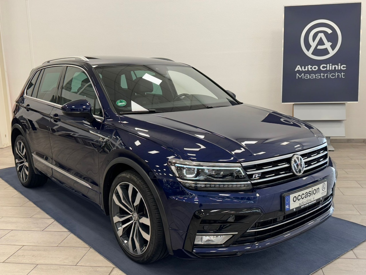 Volkswagen Tiguan - R-LINE 4-MOTION 2.0 180pk | 12 MDN GARANTIE | PANO | NAVI - AutoWereld.nl