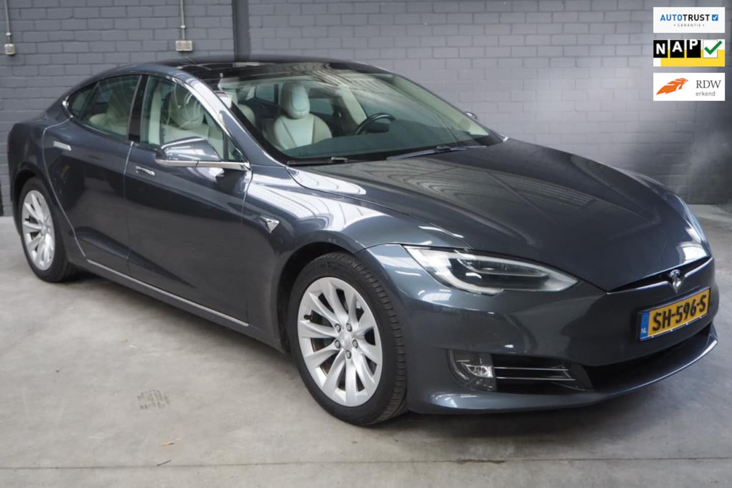 Tesla Model S - 75D Schuifdak-Beige Leder-Carbon - AutoWereld.nl