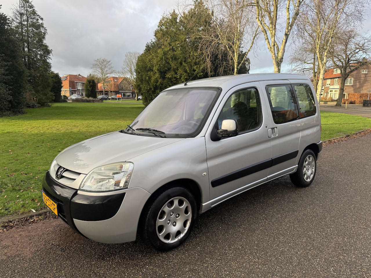 Peugeot Partner MPV - 1.6-16V XT 1.6-16V XT, CRUISE, GOED ONDERHOUDEN, RIJDT GEWELDIG - AutoWereld.nl