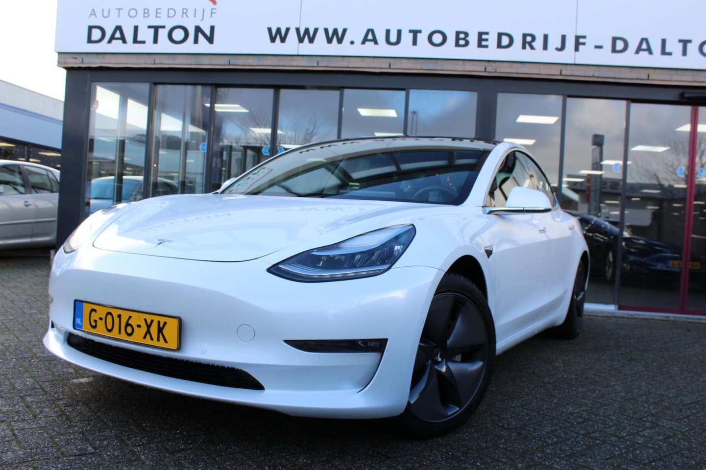 Tesla Model 3 - Long Range RWD Long Range AWD 75 kWh AUTOPILOT/ LEER / PANODAK / INCL. BTW - AutoWereld.nl