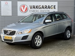 Volvo XC60 - 2.0T Kinetic NAVI, TREKHAAK