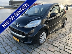 Peugeot 107 - 1.0-12V Urban Move Airco | Elekt. ramen apk